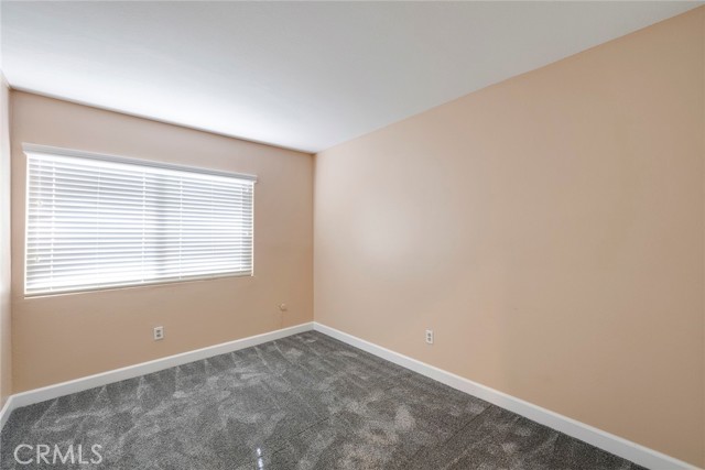 Detail Gallery Image 17 of 27 For 5448 E Candlewood Cir #17,  Anaheim,  CA 92807 - 3 Beds | 1/1 Baths