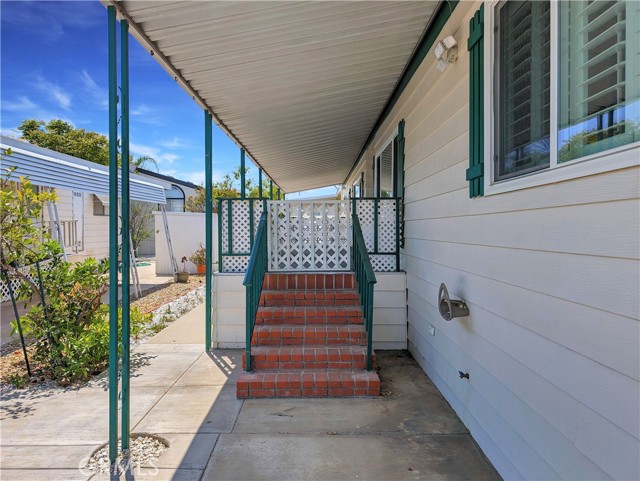 Detail Gallery Image 5 of 26 For 4000 Pierce St #53,  Riverside,  CA 92505 - 3 Beds | 2 Baths