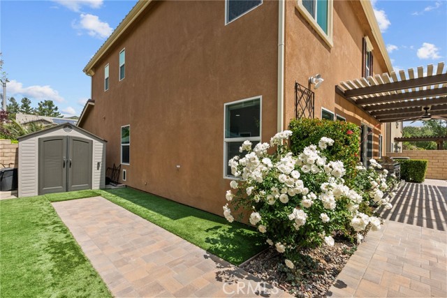 19512 Griffith Drive, Saugus CA: https://media.crmls.org/medias/9deb1d26-74e7-4093-9dcf-829b3f228ed8.jpg