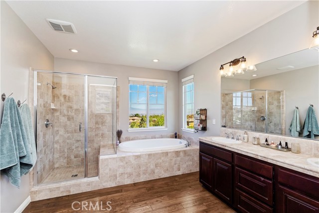 Detail Gallery Image 38 of 66 For 1431 Burnett Cir, Corona,  CA 92882 - 5 Beds | 3/1 Baths