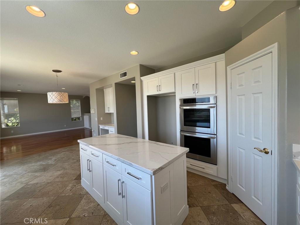 MLS #OC25273280 image #6