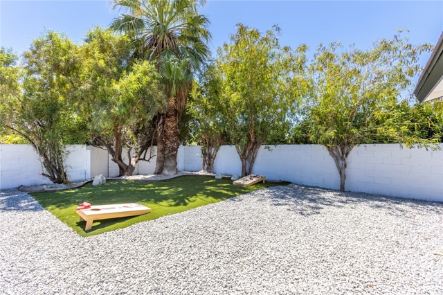 Detail Gallery Image 29 of 34 For 2482 N Avenida Caballeros, Palm Springs,  CA 92262 - 3 Beds | 2 Baths