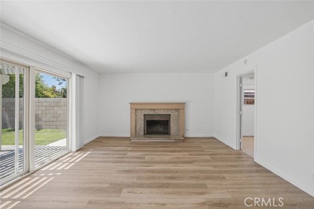 14652 Devonshire Avenue, Tustin CA: https://media.crmls.org/medias/9dec9a28-1b58-436a-8a11-b2fcd793c5b9.jpg