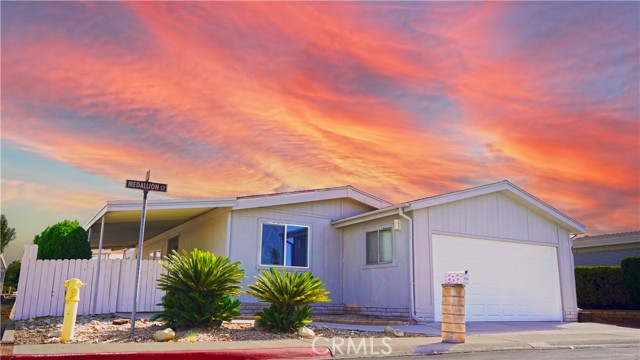 Detail Gallery Image 1 of 23 For 1336 Medallion St, Redlands,  CA 92374 - 2 Beds | 2 Baths