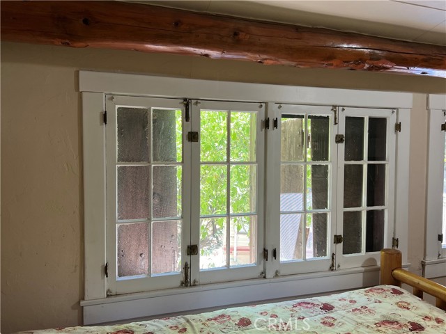 28879 Sycamore, Lake Arrowhead CA: https://media.crmls.org/medias/9dedcd0e-6080-4e24-ad03-63c97517634e.jpg