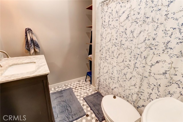 2108 Lemon Avenue, Long Beach CA: https://media.crmls.org/medias/9dedd577-a7b0-47fb-82cc-a1ea7b390325.jpg