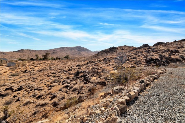 Detail Gallery Image 33 of 75 For 1388 N Jemez Trl, Landers,  CA 92285 - 3 Beds | 3 Baths