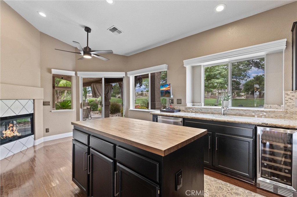 MLS #OC25223334 image #7