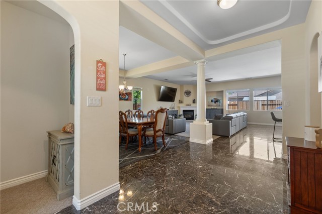Detail Gallery Image 5 of 44 For 308 Riesling Vines St, Bakersfield,  CA 93314 - 3 Beds | 2 Baths