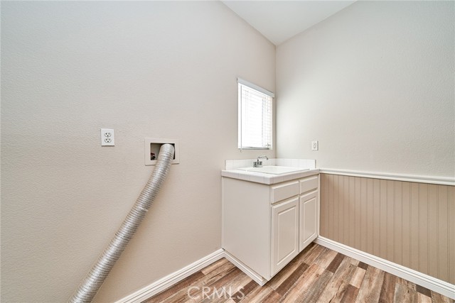 Detail Gallery Image 46 of 54 For 13010 Banning, Victorville,  CA 92392 - 5 Beds | 3 Baths