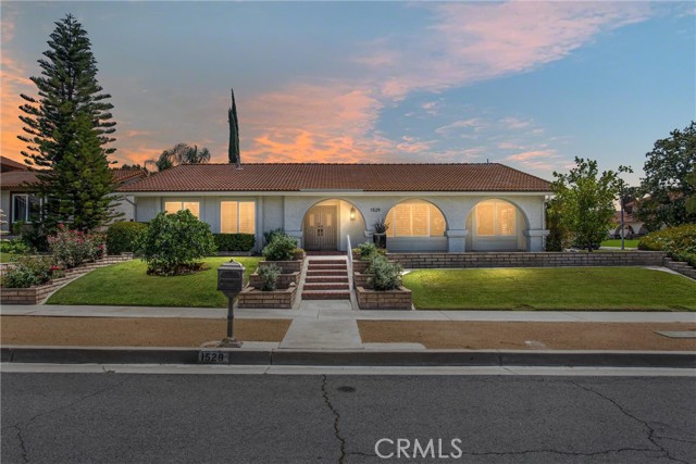 Front Image Thumbnail for CRIG26099609