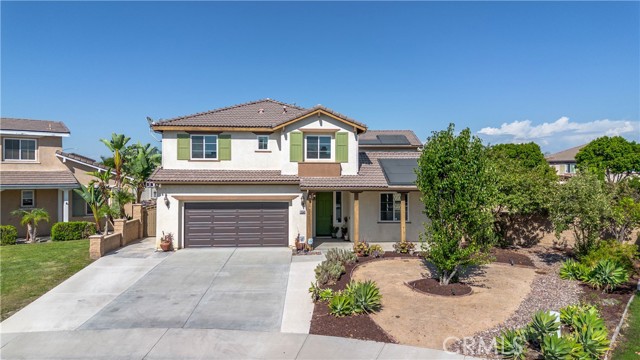 Detail Gallery Image 2 of 43 For 7556 Rose Marie Ln, Corona,  CA 92880 - 5 Beds | 3 Baths