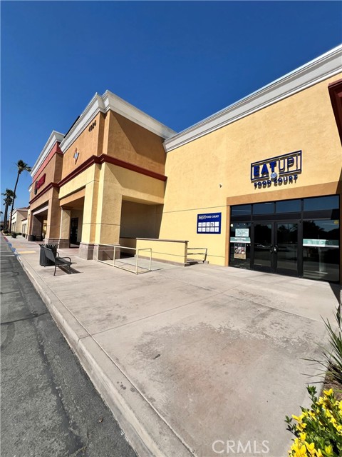4024 Grand Ave., Chino CA: https://media.crmls.org/medias/9df19491-2438-4c34-af4b-89b4e30192fa.jpg