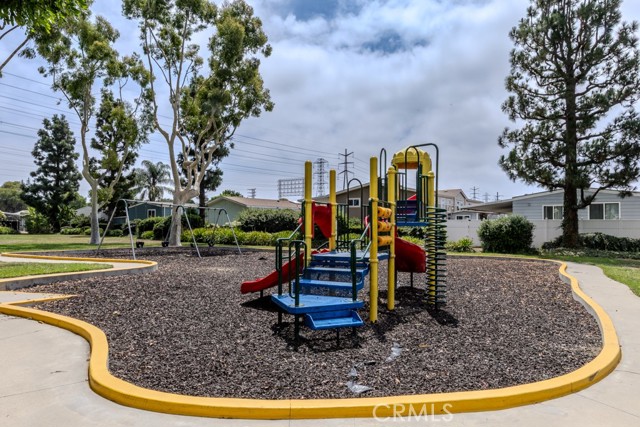 Detail Gallery Image 41 of 50 For 3595 Santa Fe Ave #278,  Long Beach,  CA 90810 - 3 Beds | 2 Baths
