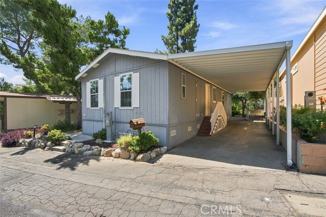 4201 Topanga Canyon Boulevard, 21