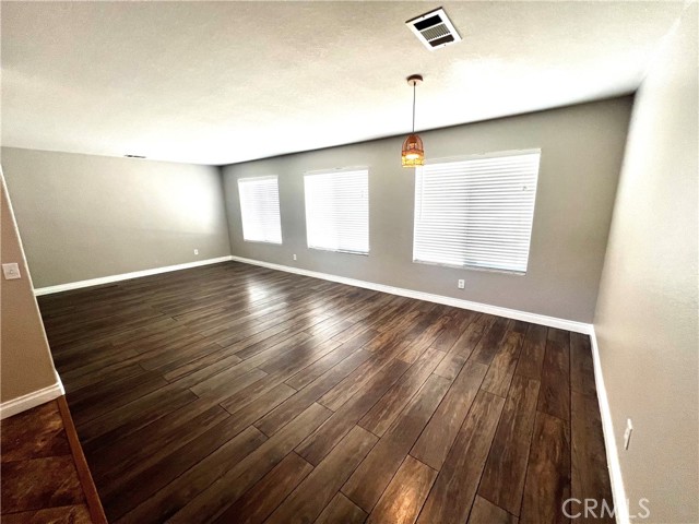 361 Adirondack Drive, Corona CA: https://media.crmls.org/medias/9df3e477-a6ff-4b11-b991-0c2ebf531638.jpg