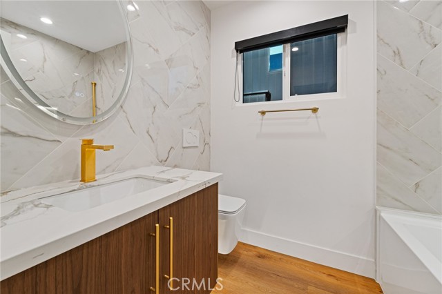 Detail Gallery Image 33 of 41 For 23103 Leonora, Woodland Hills,  CA 91367 - 3 Beds | 3 Baths