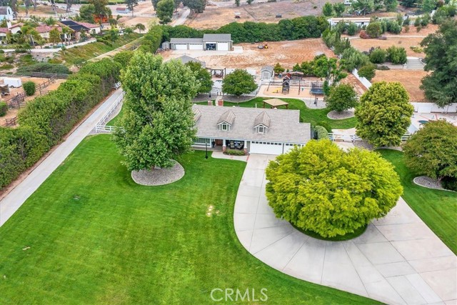 30026 Santiago Road, Temecula CA: https://media.crmls.org/medias/9df45770-5028-4e5b-8a04-caefee58acd9.jpg