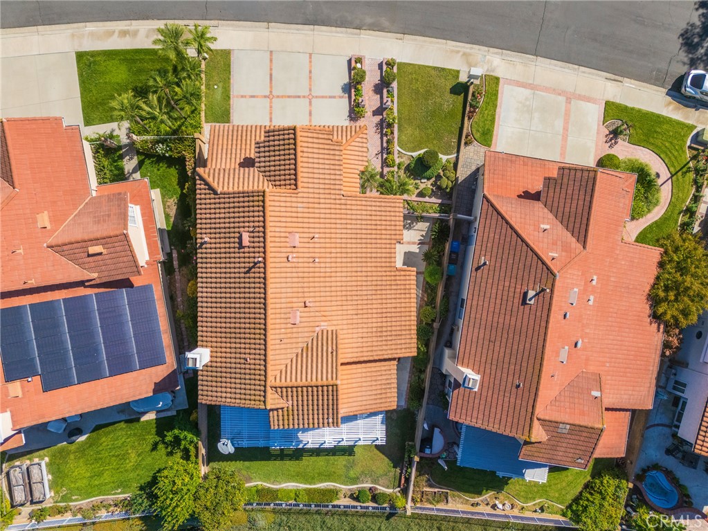 https://media.crmls.org/medias/9df47fba-09a3-484b-afd8-514880df9dc6.jpg?preset=X-Large