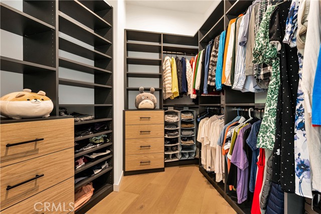 Detail Gallery Image 27 of 72 For 15641 High Knoll Rd, Encino,  CA 91436 - 5 Beds | 4/1 Baths