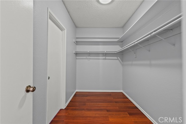 14265 Terra Bella St, Panorama City CA: https://media.crmls.org/medias/9df55c98-e7da-4ab0-8a7a-c503e3d0e6b7.jpg