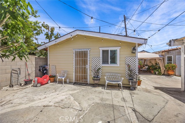 Detail Gallery Image 28 of 39 For 1709 S Townsend St, Santa Ana,  CA 92704 - 4 Beds | 2/1 Baths