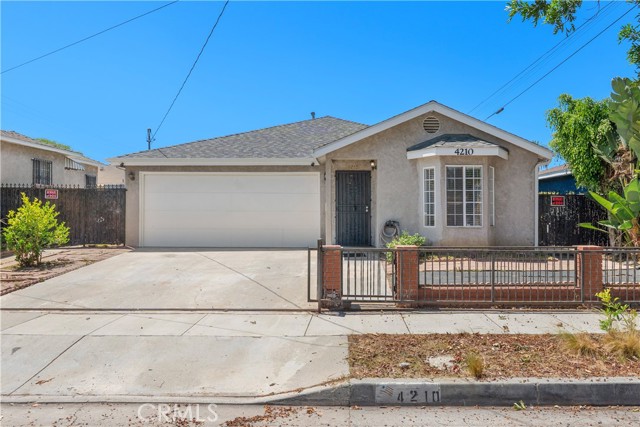 11905 Freeman, Hawthorne CA: https://media.crmls.org/medias/9df5f38a-d1db-432d-9136-cbfcc88c4a53.jpg