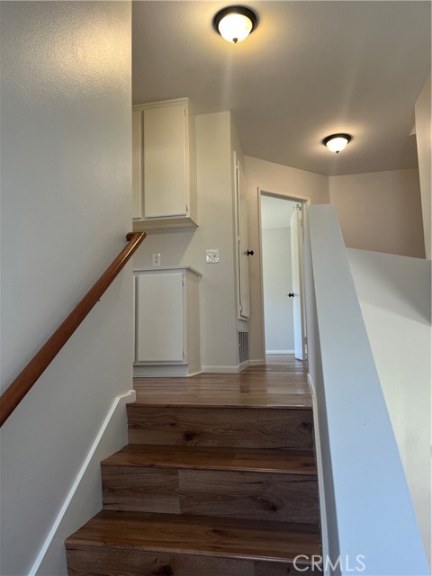539 Siskin Place, Simi Valley CA: https://media.crmls.org/medias/9df5f71f-2e1e-4bfe-b9a1-885680322b02.jpg