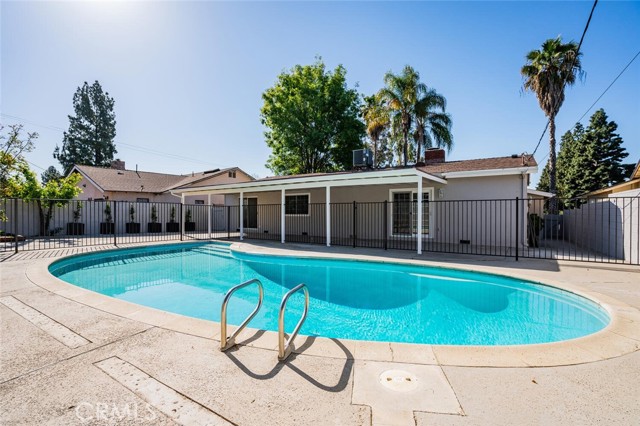 Detail Gallery Image 26 of 29 For 16023 Kingsbury St, Granada Hills,  CA 91344 - 3 Beds | 2 Baths