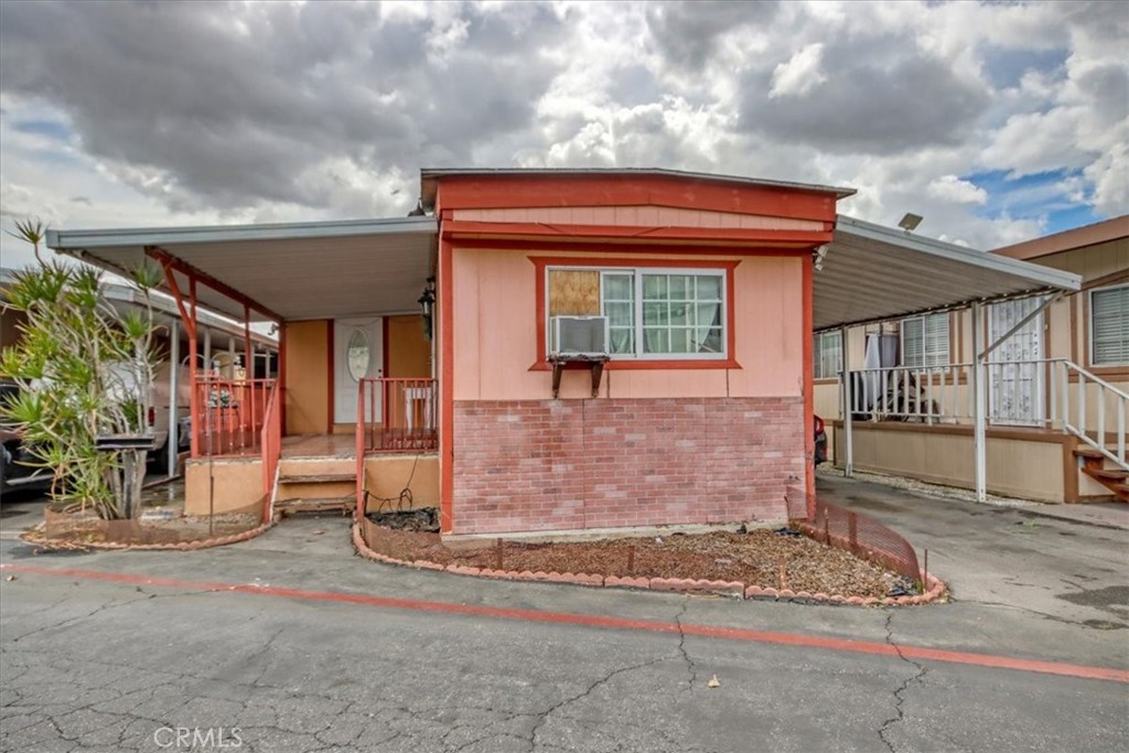 6475 Atlantic 223, Long Beach, CA 90805