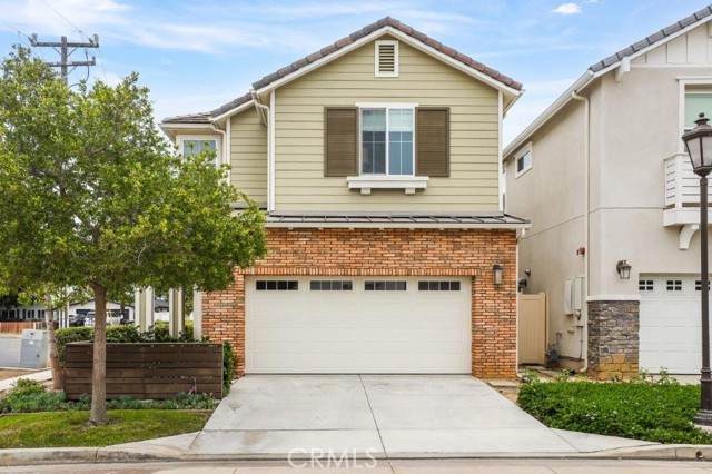 Detail Gallery Image 1 of 17 For 1638 Latitude, Costa Mesa,  CA 92627 - 3 Beds | 2/1 Baths