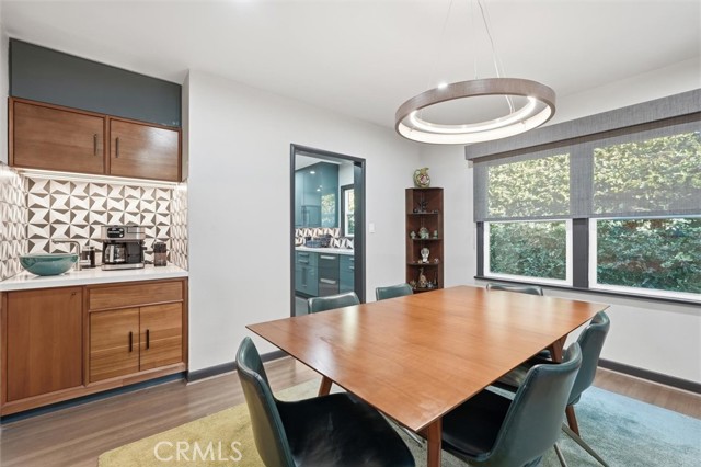 Detail Gallery Image 10 of 34 For 4415 Lime, Long Beach,  CA 90807 - 4 Beds | 3 Baths