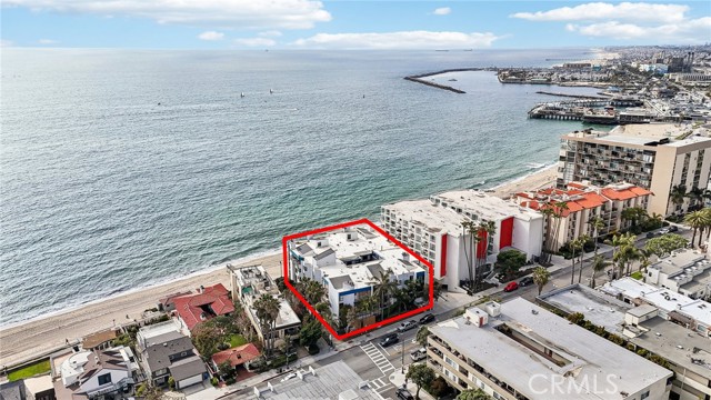 Detail Gallery Image 34 of 42 For 575 Esplanade #205,  Redondo Beach,  CA 90277 - 2 Beds | 2 Baths