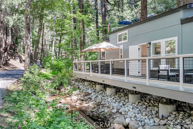 27500 HWY 189, Lake Arrowhead CA: https://media.crmls.org/medias/9df8348e-5e9b-4a16-b13c-649d94fd0ee6.jpg