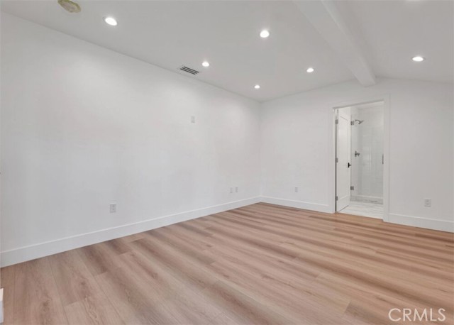 Detail Gallery Image 25 of 30 For 15436 Milbank St, Encino,  CA 91436 - 3 Beds | 3/1 Baths