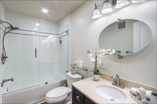 21312 Tupelo Lane, Lake Forest CA: https://media.crmls.org/medias/9df8ee08-0dd0-41d2-95ff-7ff1f8f49c59.jpg