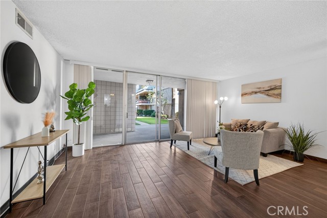 Detail Gallery Image 3 of 43 For 6979 Palm Ct 146n,  Riverside,  CA 92506 - 2 Beds | 1 Baths