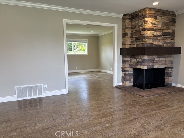 Detail Gallery Image 8 of 23 For 1821 Pitcairn Dr, Costa Mesa,  CA 92626 - 4 Beds | 3 Baths