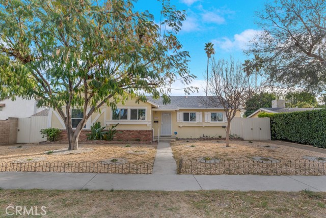 7758 Mason Avenue, Winnetka CA: https://media.crmls.org/medias/9df97762-c31d-4110-9e47-f62c2bc3e329.jpg