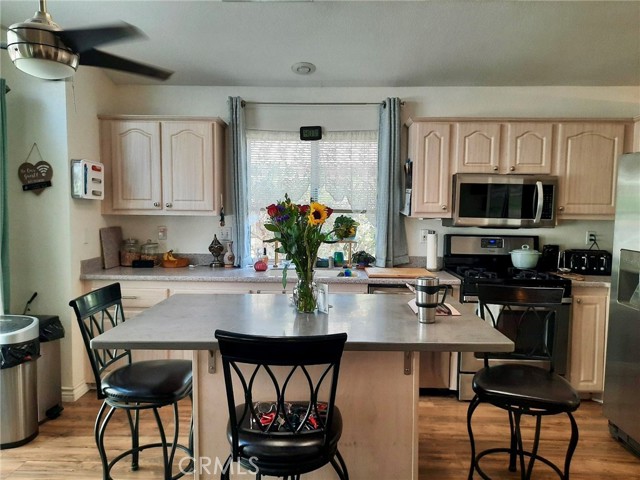 Detail Gallery Image 9 of 26 For 10311 Bel Air Dr, Cherry Valley,  CA 92223 - 3 Beds | 2 Baths