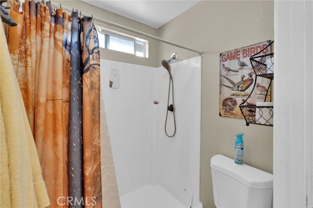 11359 Courtside, Victorville CA: https://media.crmls.org/medias/9df9d7e9-9073-4461-8941-50d9310e5ace.jpg