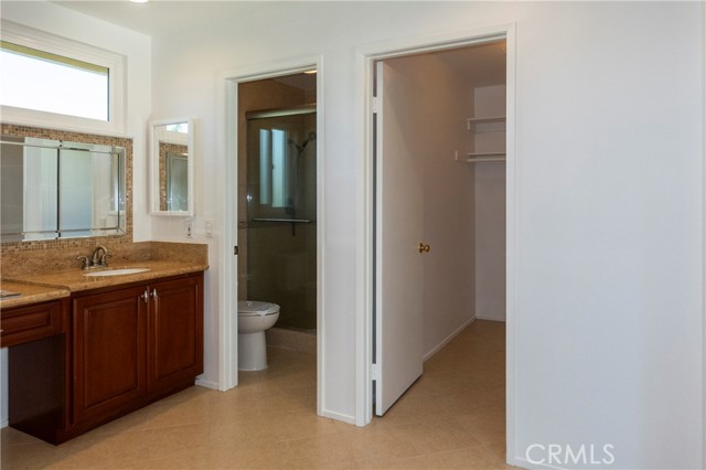 18410 Alexander Ave, Cerritos CA: https://media.crmls.org/medias/9dfa682b-f621-4ece-ab20-8c6786ea3031.jpg