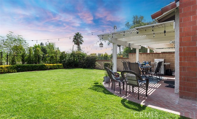 Detail Gallery Image 28 of 42 For 3922 Ravenswood Dr, Yorba Linda,  CA 92886 - 3 Beds | 2 Baths