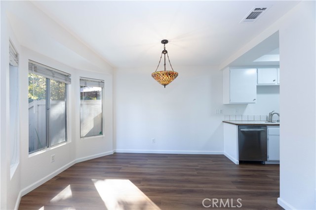 Detail Gallery Image 8 of 28 For 2044 Choctaw Dr, West Covina,  CA 91791 - 3 Beds | 2/1 Baths