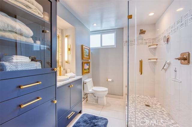 Detail Gallery Image 20 of 30 For 3121 W Coast Hwy 7ab,  Newport Beach,  CA 92663 - 3 Beds | 2 Baths