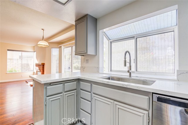 Detail Gallery Image 11 of 30 For 26631 Strafford, Mission Viejo,  CA 92692 - 4 Beds | 2/1 Baths