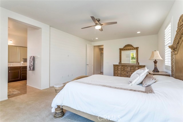 Detail Gallery Image 22 of 54 For 24824 Carbon, Valencia,  CA 91354 - 4 Beds | 3/1 Baths