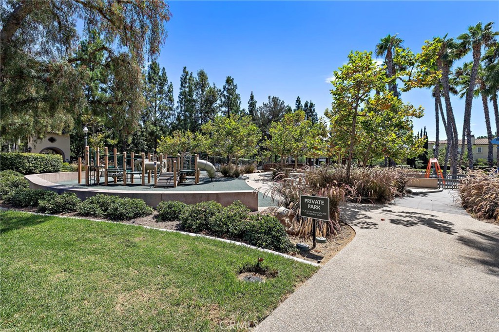 9dfcd79d 8757 43f5 8920 7215c73edeae