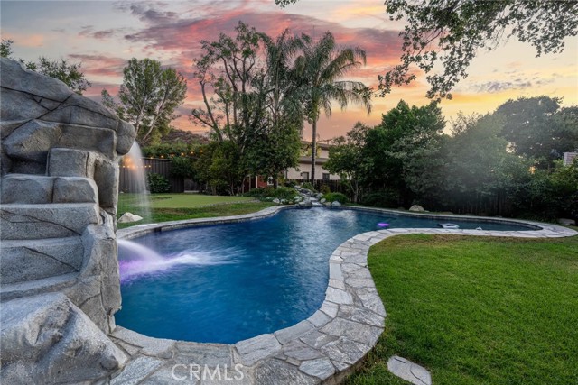 Detail Gallery Image 4 of 42 For 21356 Placerita Canyon Rd, Newhall,  CA 91321 - 5 Beds | 3 Baths