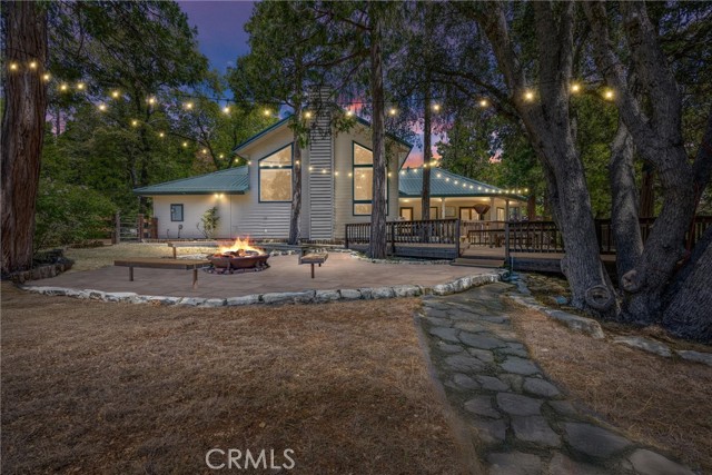 Detail Gallery Image 2 of 71 For 10820 Bonita Way, Wofford Heights,  CA 93285 - 4 Beds | 3 Baths